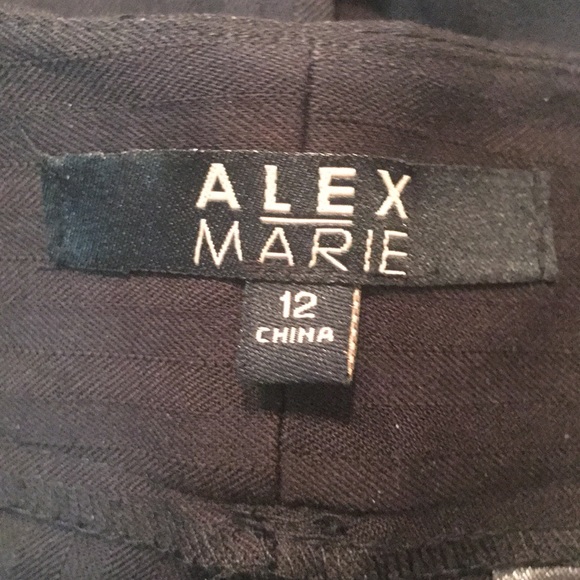 New Women’s Dress Slacks - Picture 2 of 5